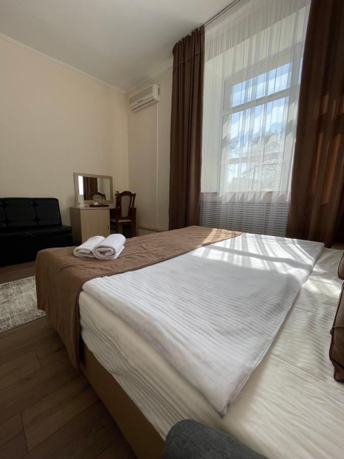 Belon Land Hotel Nur-Sultan  Exterior photo