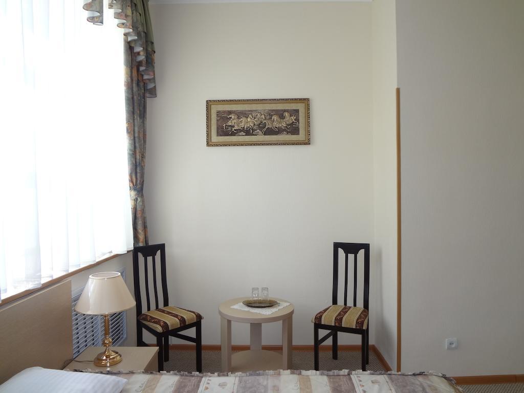 Belon Land Hotel Nur-Sultan  Room photo